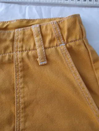 Falda vaquera color mostaza
