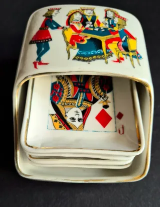 Dispensador de naipes de cerámica