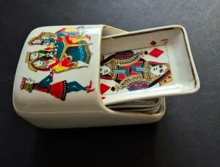 Dispensador de naipes de cerámica