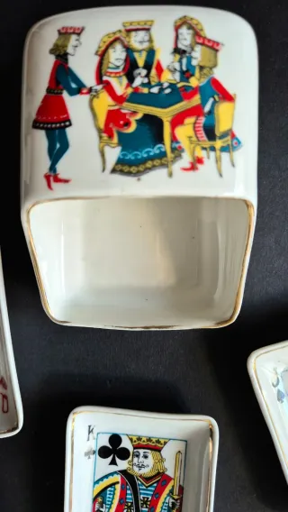 Dispensador de naipes de cerámica