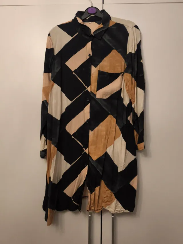 Vestido camisero estampado geométrico