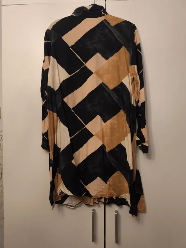 Vestido camisero estampado geométrico