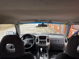 Mitsubishi Montero 2006