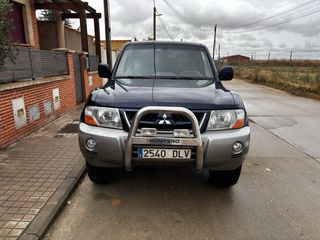 Mitsubishi Montero 2006