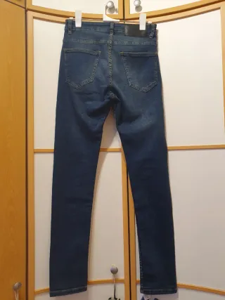 Pantalón vaquero Zara azul