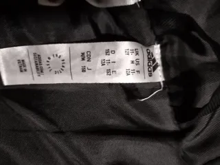 Dos Abrigos Adidas Negro,