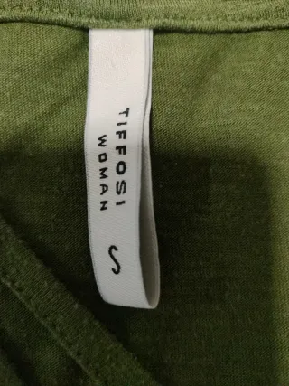 Camiseta verde cruzada S