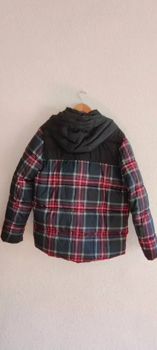 Chaqueta acolchada cuadros hombre
