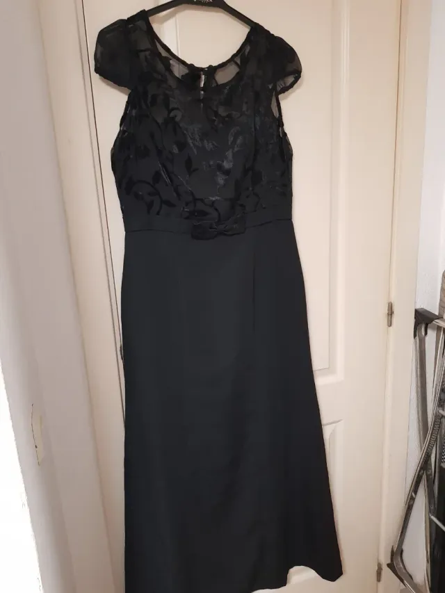 Vestido negro elegante
