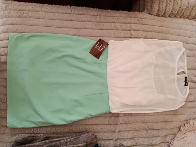 Vestido verde y blanco sin estrenar