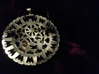 Antiguo broche colgante de plata