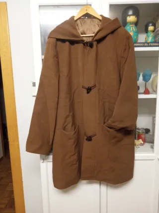 Abrigo paño Adolfo Domínguez marrón lana y alpaca.