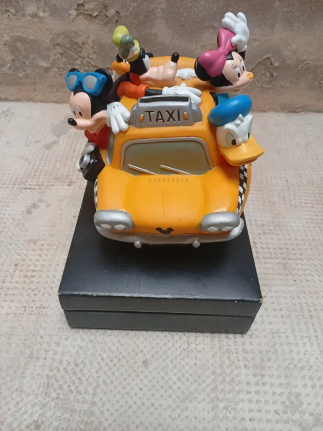 Hucha Disney Coche Taxi Personajes