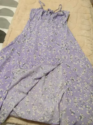 Vestido lila floral