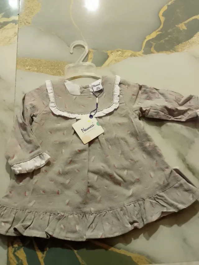 Vestido niña Newness manga larga