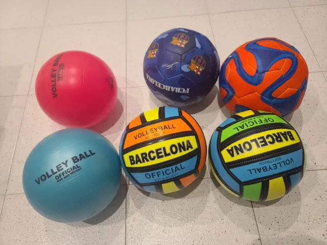 Pelotas: fútbol y voleibol