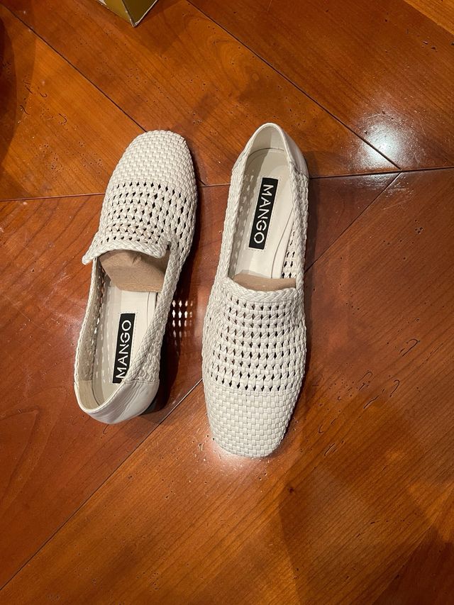 Zapatos planos Mango  Blanco roto