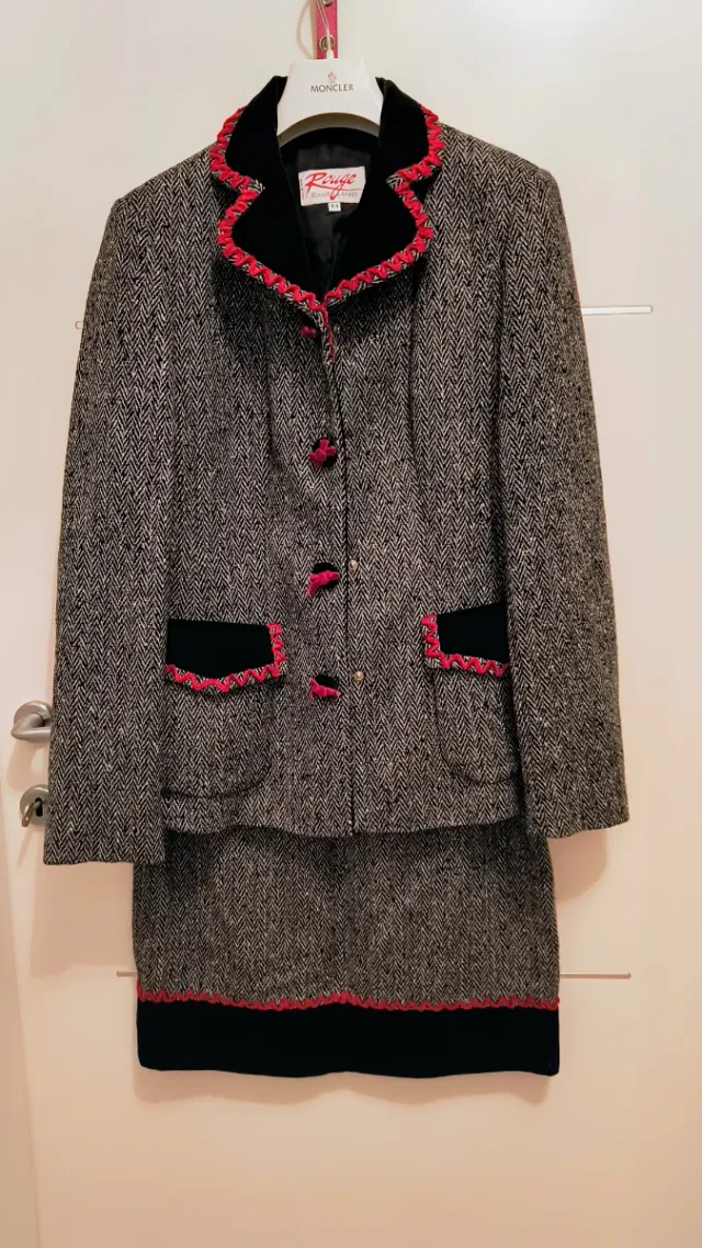 Completo invernale giacca e gonna