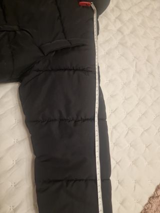 Plumas Bershka Negro Corto