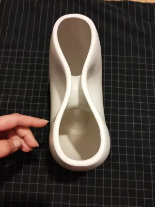 Vaso portafiori a borsetta bianco