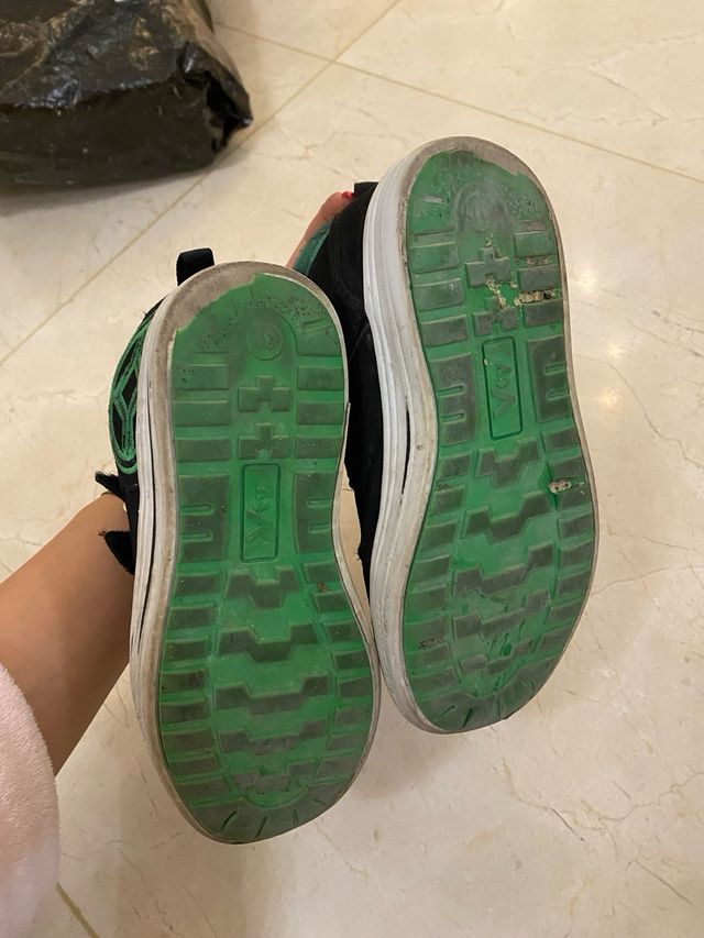 Botines botas zapatos invierno niño negros 31