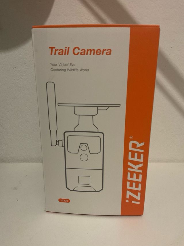 Fototrappola ZEEKER con pannello solare e SIM