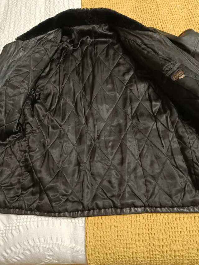 Vintage 1987. Cazadora de piel Gaillard, Florence