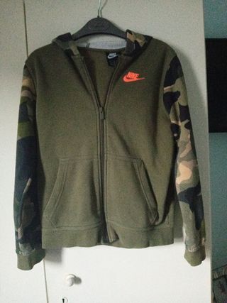 Sudadera Nike Verde Camuflaje