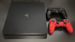 PS4 + 2 Mandos + 4 Juegos