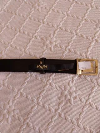 Cinto Rufel Pele Preto Fivela Dourada