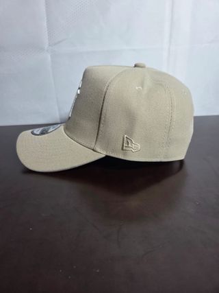Gorra New Era Beige NY