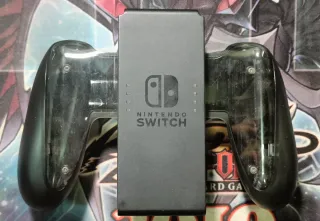 Nintendo Switch + Mando Extra + Estuche + Funda