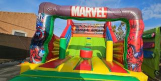 Castillo hinchable Superhéroes Marvel