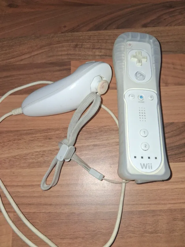 Mando Wii con Nunchuk y funda