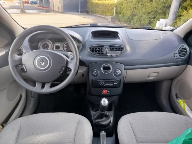 Renault Clio 2006
