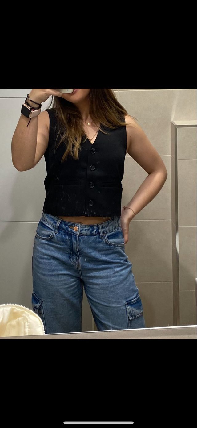 Vaqueros cargo de Bershka