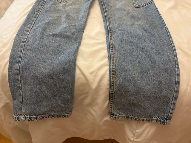 Vaqueros cargo de Bershka