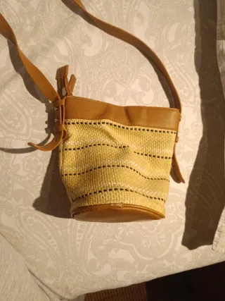 Bolso Levi's tejido y piel