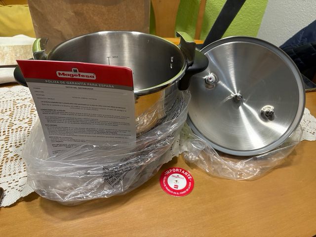 Olla Rápida Magefesa Star Bombeada 6L