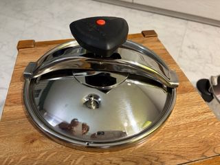 Olla Rápida Magefesa Star Bombeada 6L