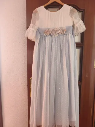 Vestido de comunión azul y blanco