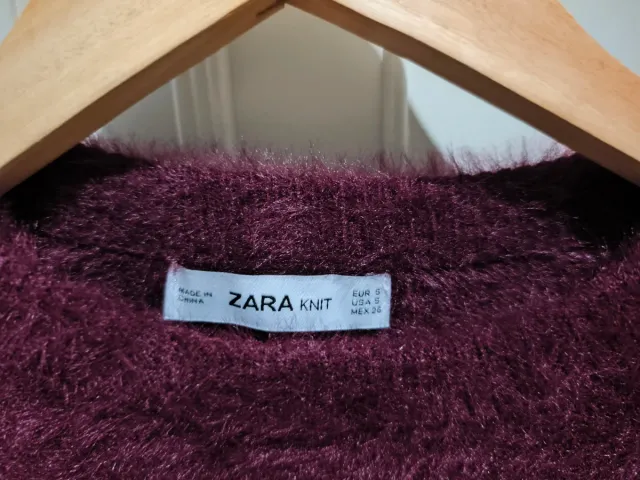 Jersey peludo color vino