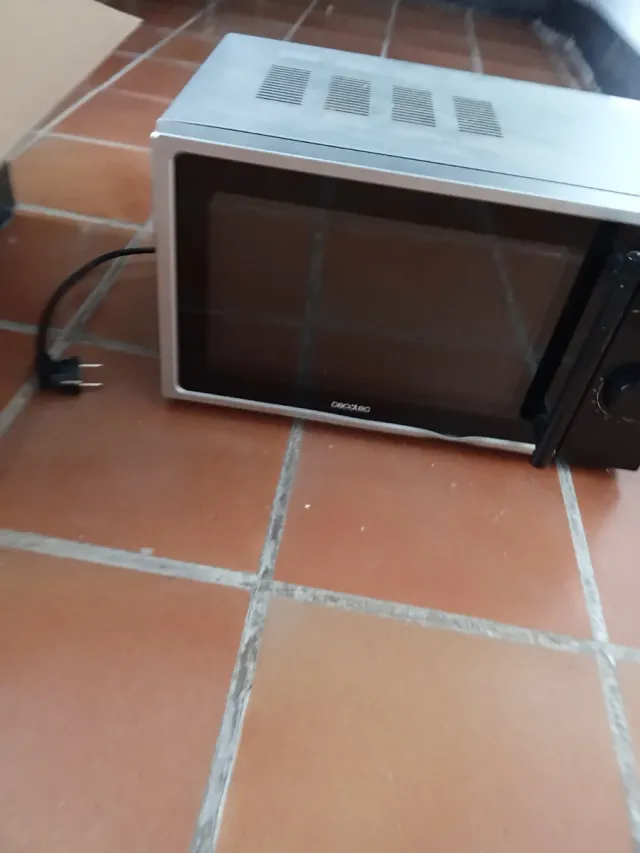 Microondas Cecotec
