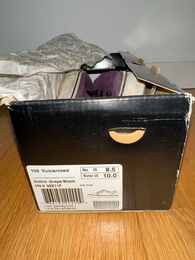 Zapatillas Vans Moradas y Negras