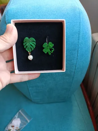 Pendientes "Alessa Suárez"Sin usar