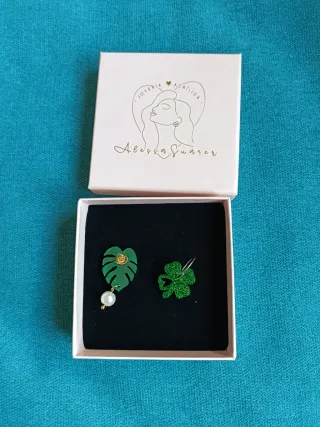 Pendientes "Alessa Suárez"Sin usar