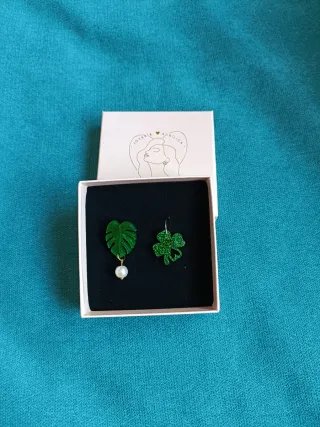 Pendientes "Alessa Suárez"Sin usar