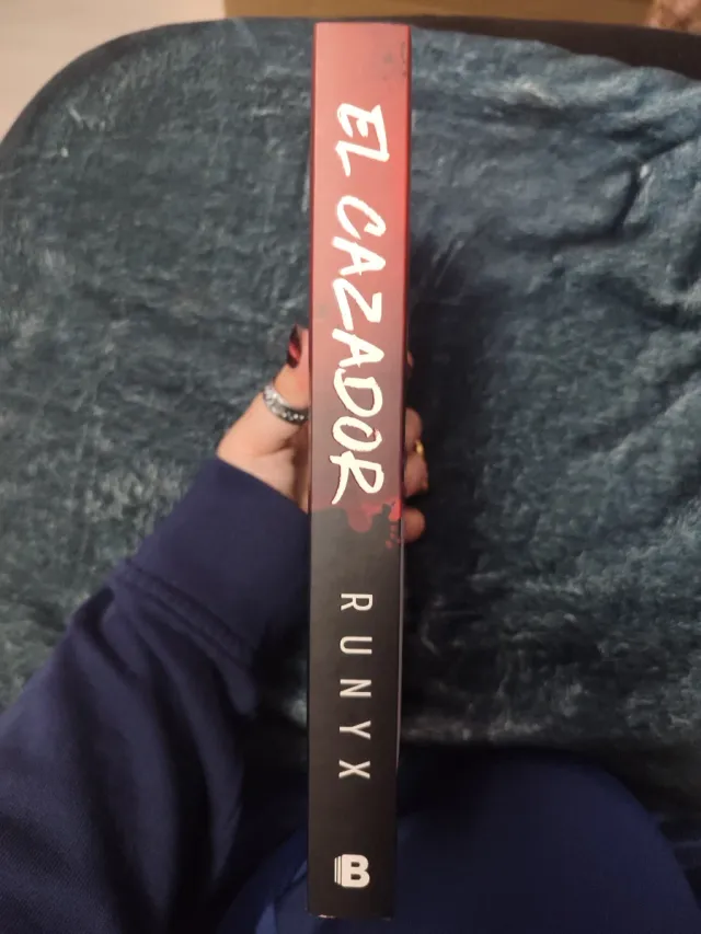 El cazador / The Predator. Dark Verse Series (S...