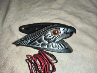Águila para guardabarros de moto