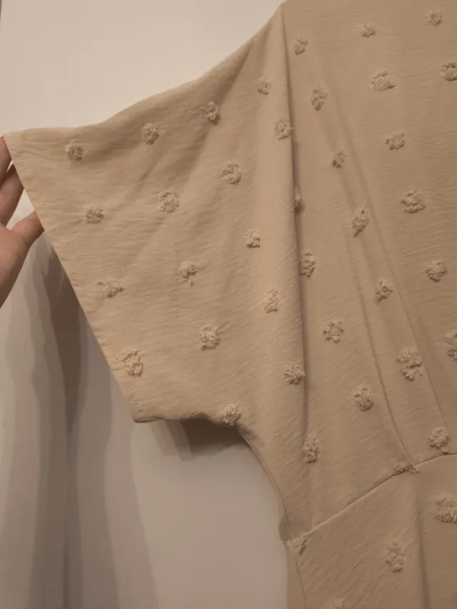 Vestido de verano beige